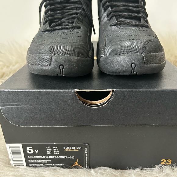 Air Jordan 12’s winterized - Picture 4 of 6